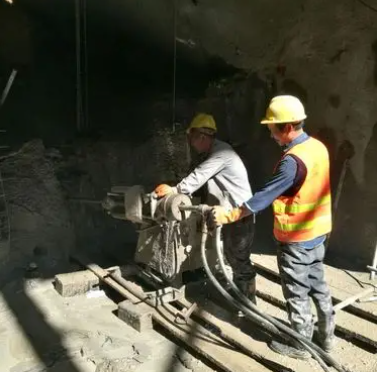 海丰水下抗分散灌浆料特点 水下不分散注浆料介绍